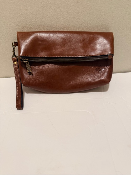 Patricia Nash Handbags - Patricia Nash Brown Leather Fold-Over Wristlet Clutch Pouch
